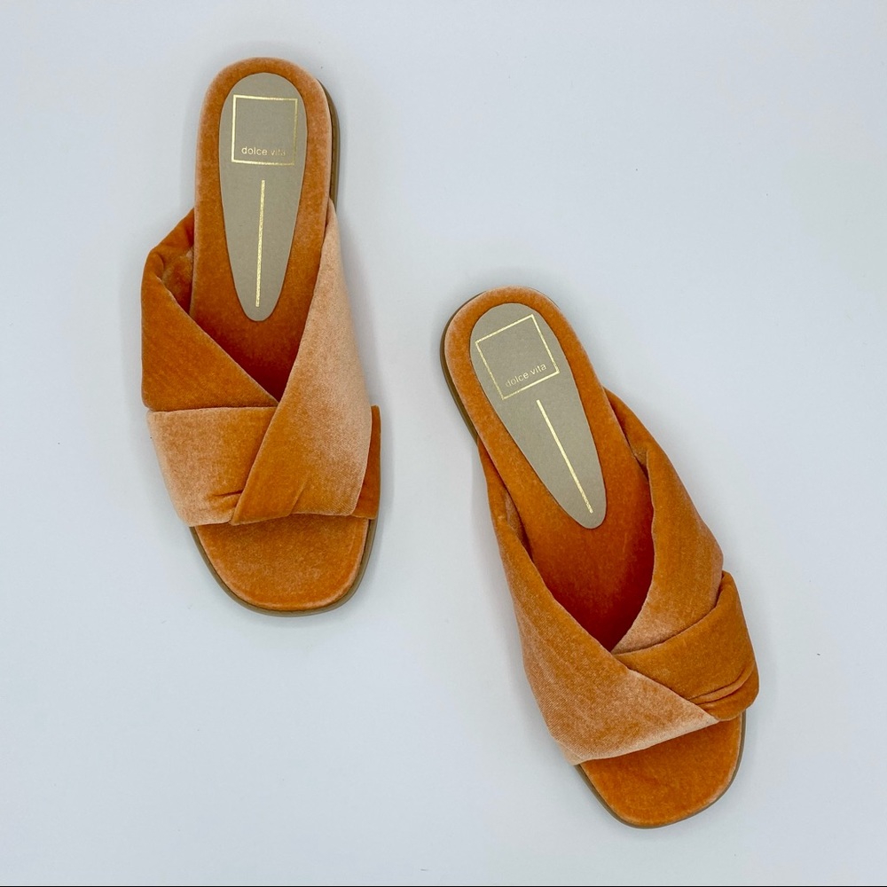 Dolce Vita Golda Knotted Blush Velvet Slipper - Picture 11 of 15